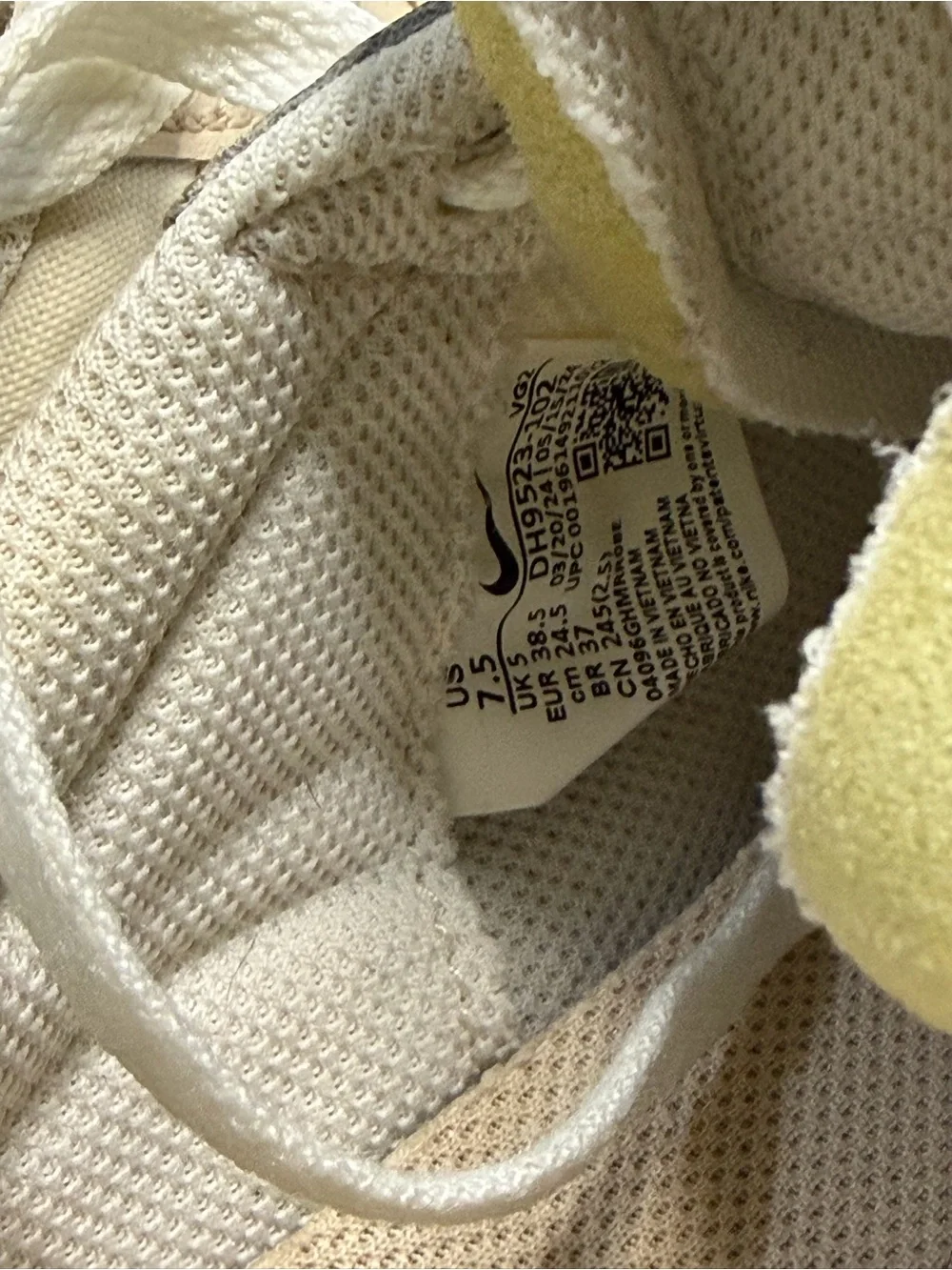 Nike Waffle Debut Cream & Black Women's Athletic Sneakers